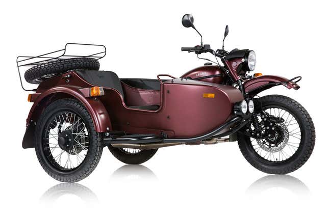 Image for article titled How to Get Back Into Motorcycles After a Long Break From Riding