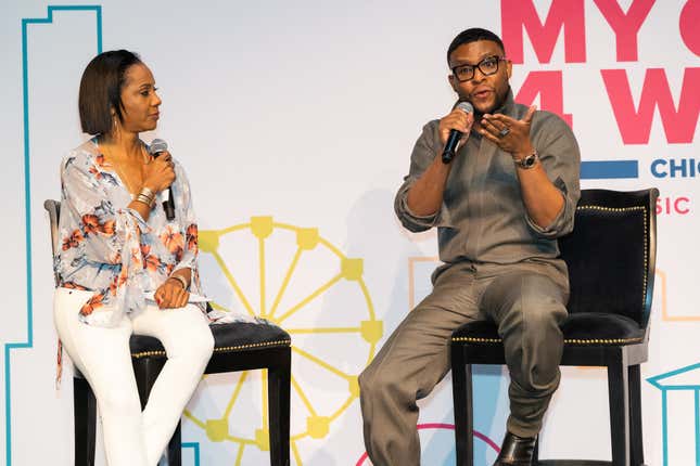 MC Lyte (l) and Law Roach