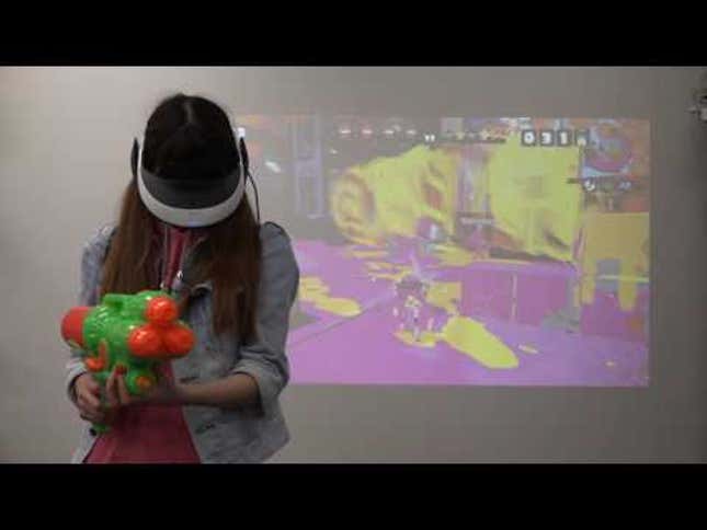 <i>Splatoon</i> VR Hack Straps A Wii U GamePad To Your Back