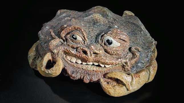 Image for article titled Some Summer Product Recommendations from This 'Truly Grotesque' Ceramic Crab With Eyes
