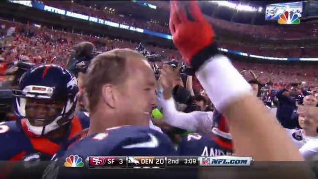 Peyton Manning Throws 509th Career TD Pass, Sets NFL Record