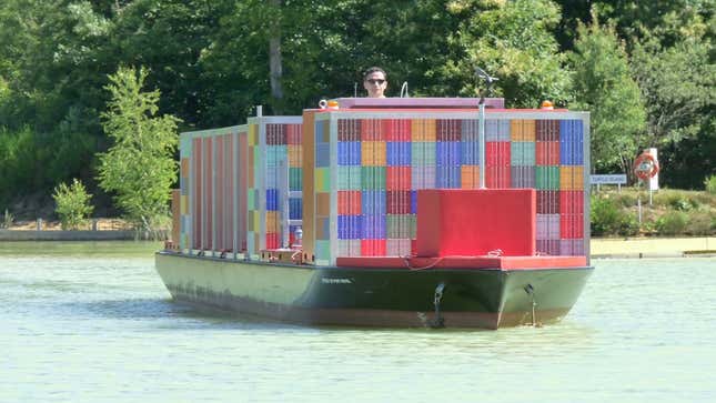 Image for article titled There&#39;s A Baby Suez Canal In France Where Crews Of Ships Like The &#39;Ever Given&#39; Can Practice Not Getting Stuck