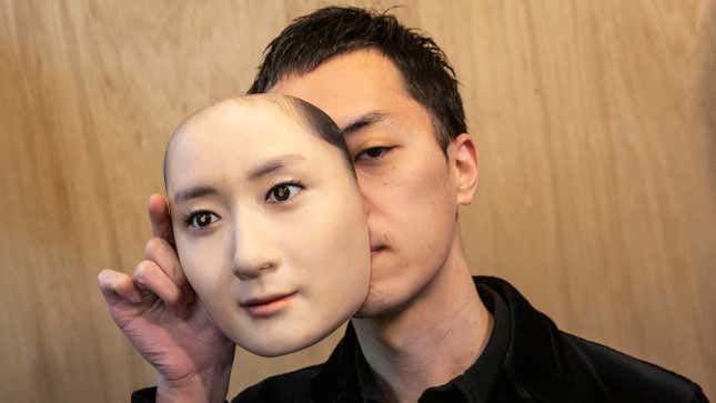 Image for article titled This Is Not a Sci-Fi Movie: This Guy Makes 3D-Printed Hyper-Realistic Masks Using Real Faces