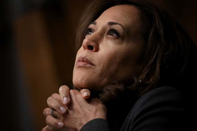 Image for article titled Does Kamala Harris Have a Working-Class Black Man Problem? It&#39;s Complicated