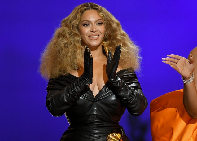 Wait, Now Haters Say Beyoncé’s Real-Hair Video Wasn't Real? Conspiracy Theories Run Wild