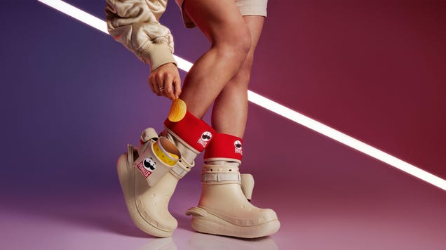 You Can Now Eat Pringles Directly Out Of Your Shoe Like You’ve Always Wanted
