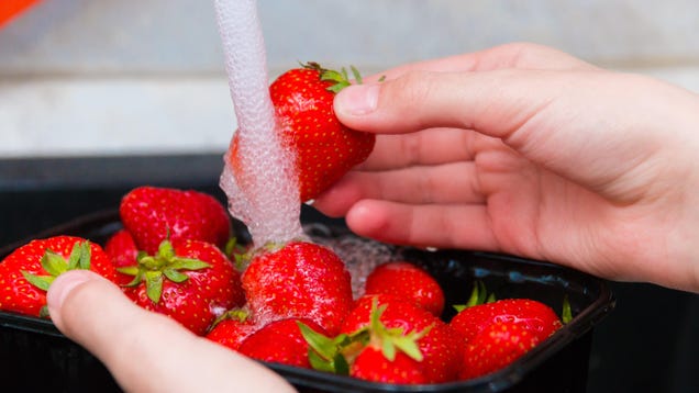 Does Washing Produce Really Remove Pesticides?