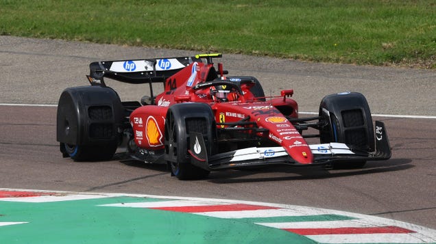 F1 Team Testing Radical Wheel Covers To Prevent Race Rain-Outs