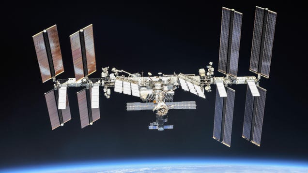 NASA Outlines How The ISS Will Die Over Its Final Year