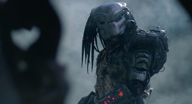 Next Predator Movie’s Main Character Is The Alien Hunter Himself