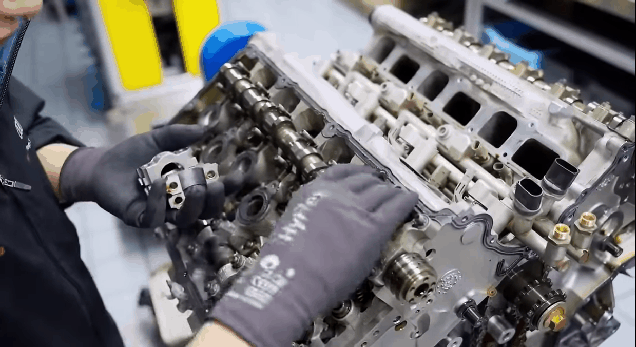 This Complete Tear Down And Rebuild Of An Audi W12 Is Automotive ASMR