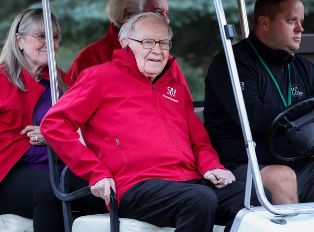 Warren Buffett lost 'quite a bit of money' selling Berkshire Hathaway's stake in Paramount