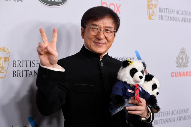 “Don’t worry”: Jackie Chan, 70, wants fans to know that he still doesn’t look 70