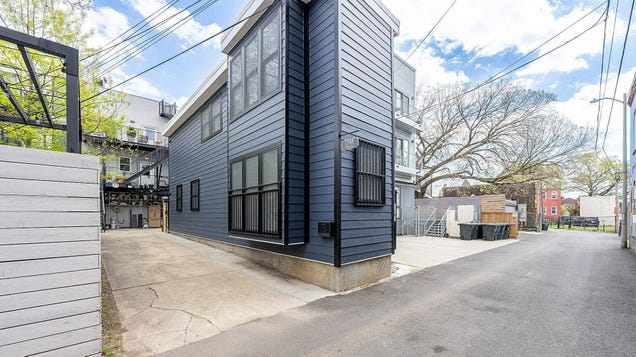 This 6-Foot-Wide Home Used To Be A Driveway