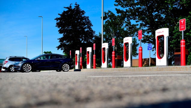 Tesla Cancels 4 Planned Supercharging Sites In New York Despite Increasing Congestion In City