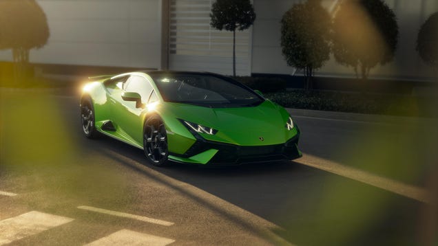 Cops Seize Lamborghini Huracán From Man Who’s Been On Unemployment Since 2019