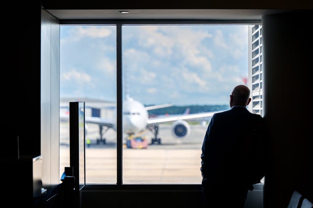 The 10 most expensive short flights in America