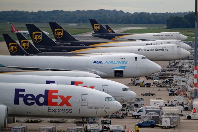 FedEx and UPS stocks could fly in an extended port strike, analyst says
