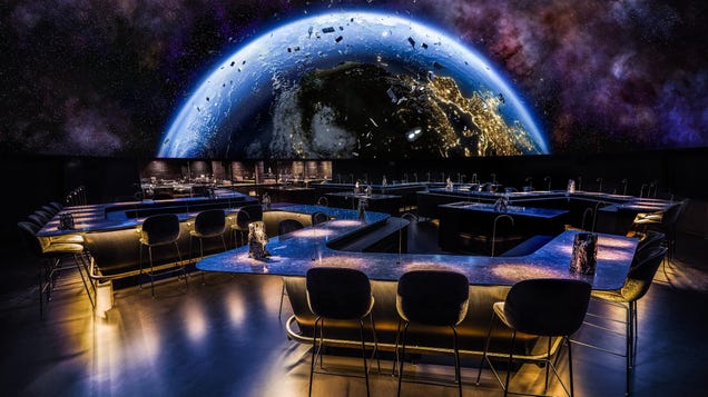 No, You Can't Actually Eat A Michelin Star Meal in Space