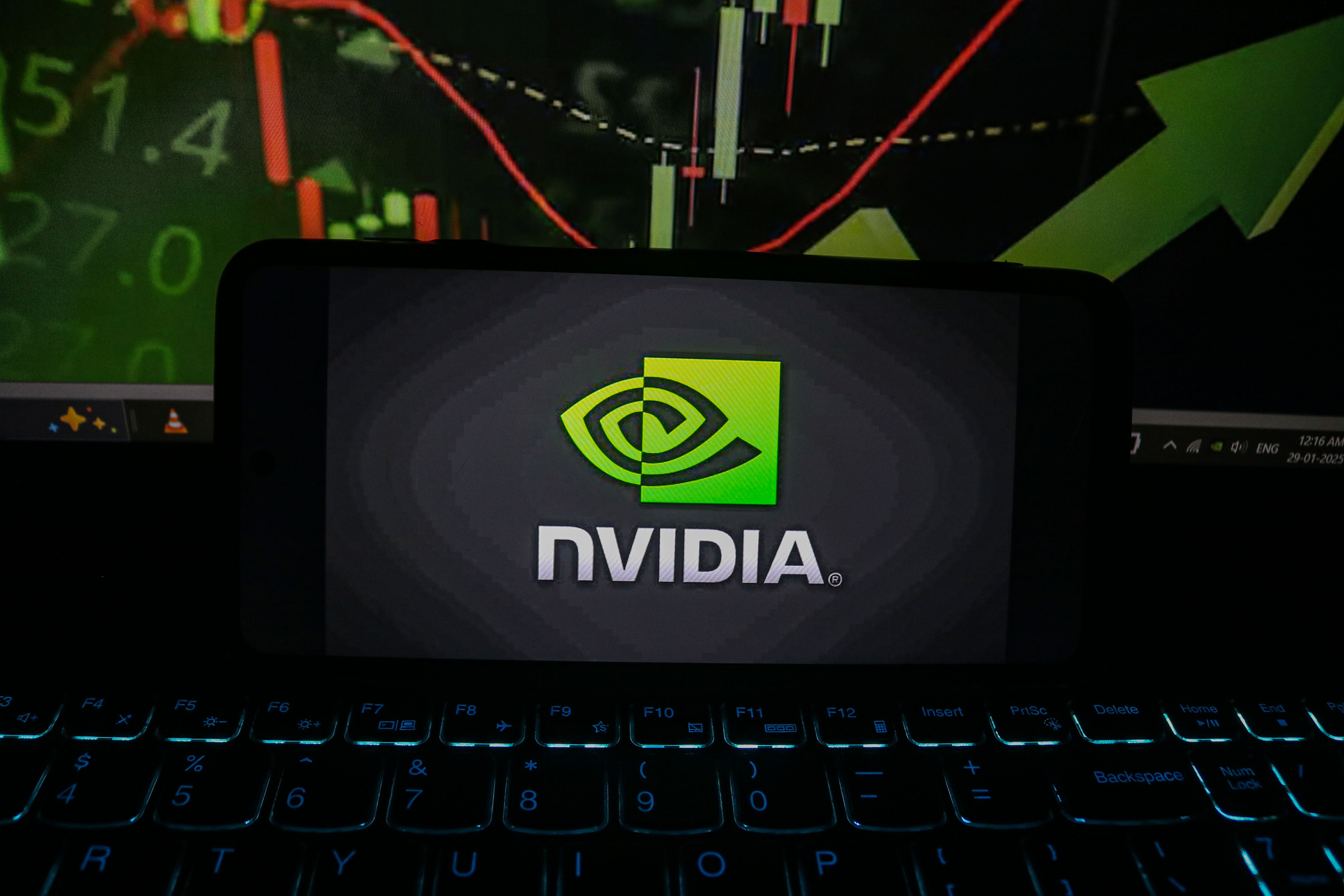 Image for Retail investors maintain strong hold on Nvidia shares amidst market shifts