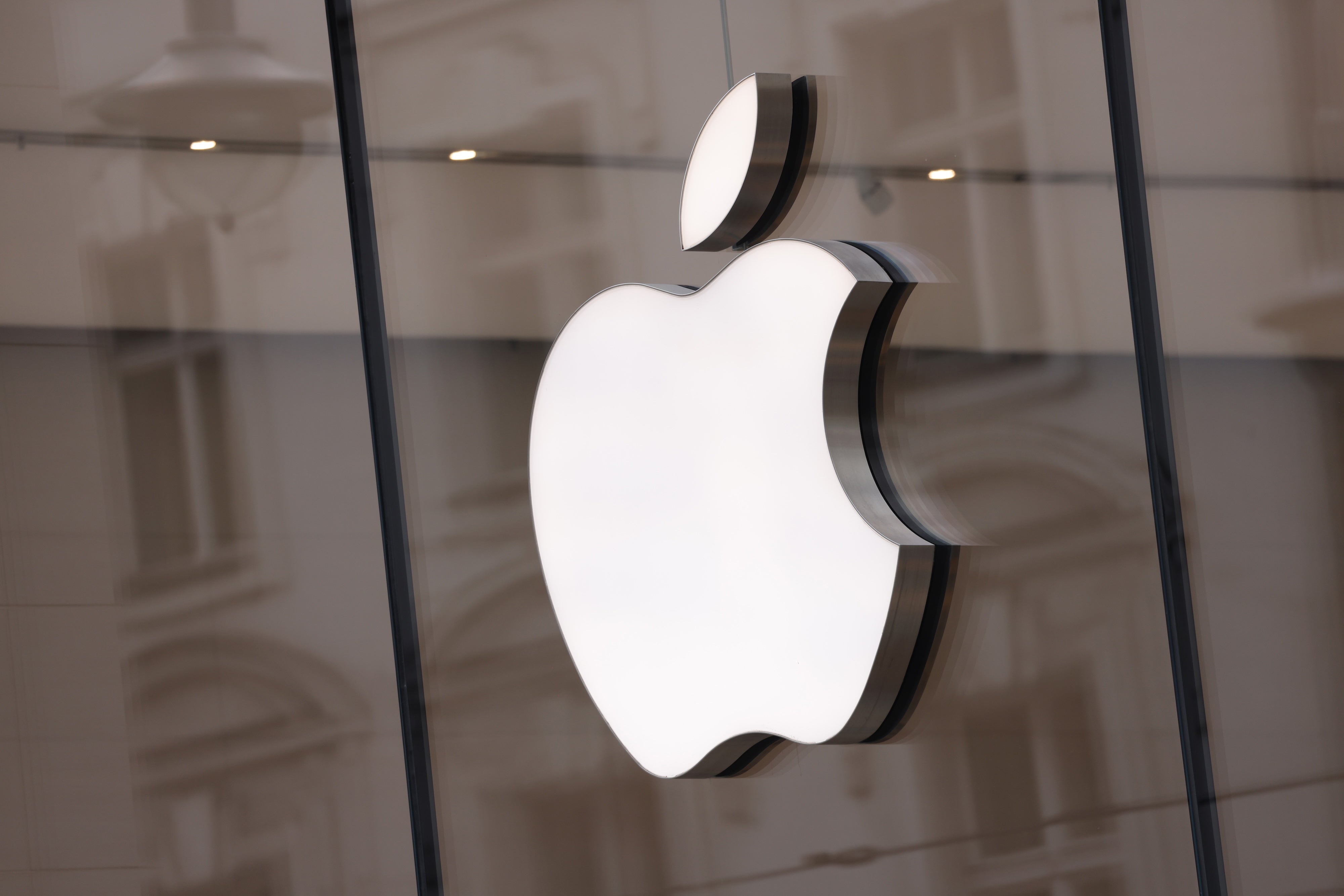 Image for Apple aparentemente está perdiendo mil millones de dólares al año con Apple TV+